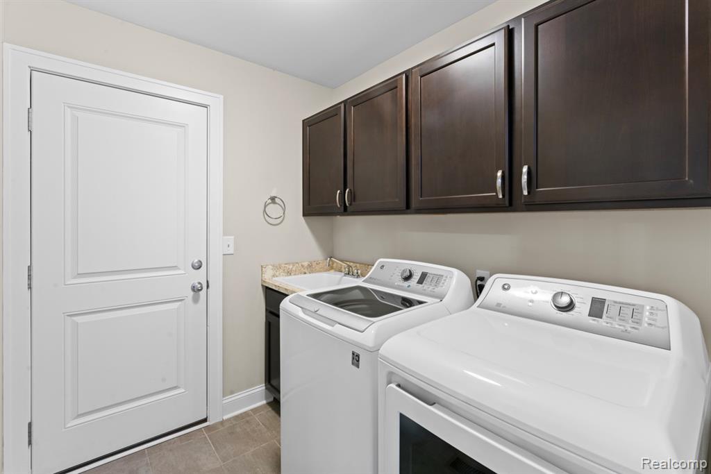 457 HOSTA, Howell, MI 48843 — Photo 18