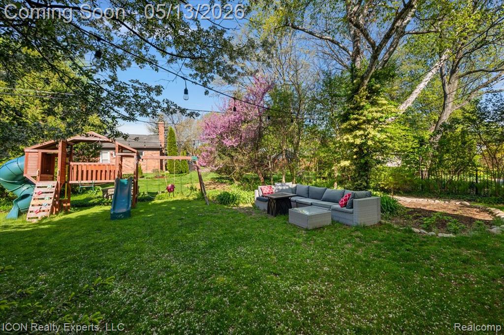 2720 Bridle Road, Bloomfield Hills, MI 48304 — Photo 35