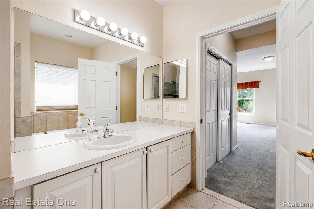 3622 Camden Court, Auburn Hills, MI 48326 — Photo 24