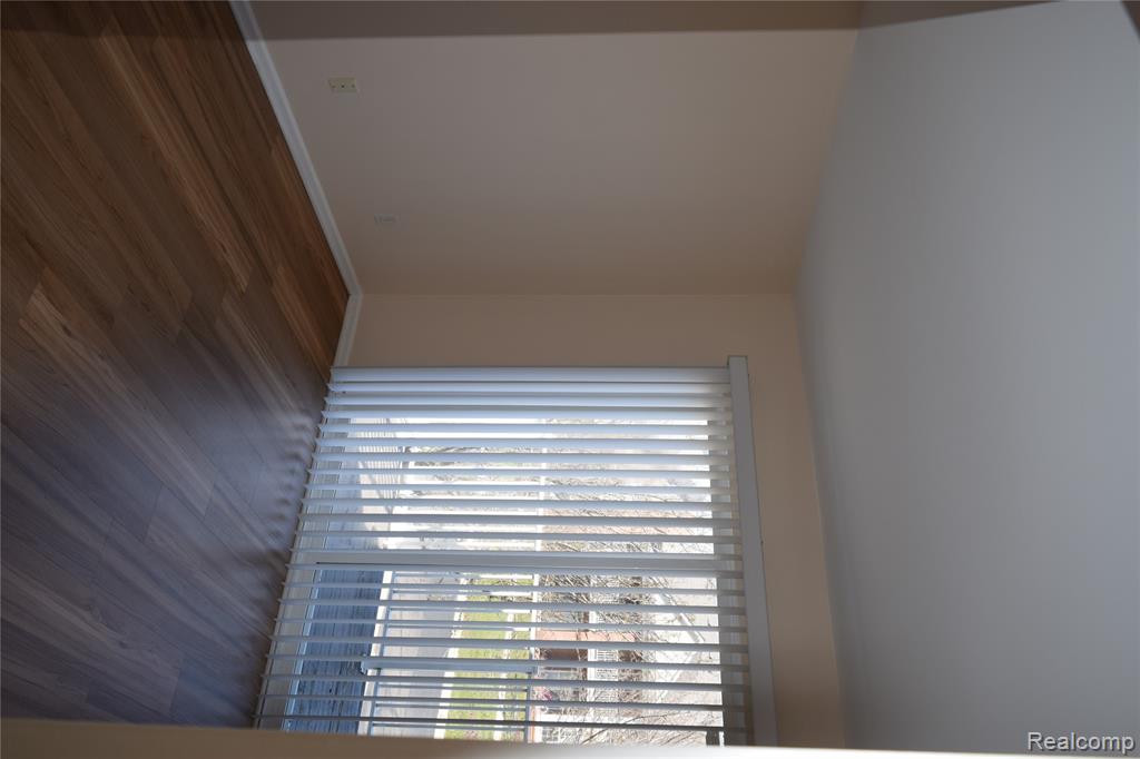 5452 PINE AIRES Drive, Sterling Heights, MI 48314 — Photo 7