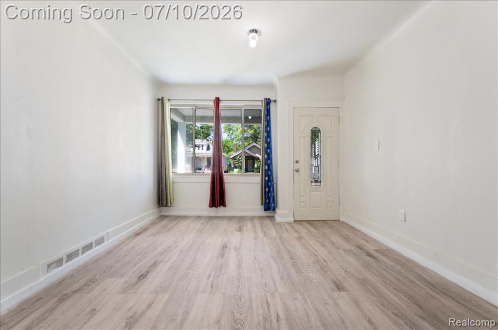 17196 Shields Street, Hamtramck, MI 48212 — Photo 5