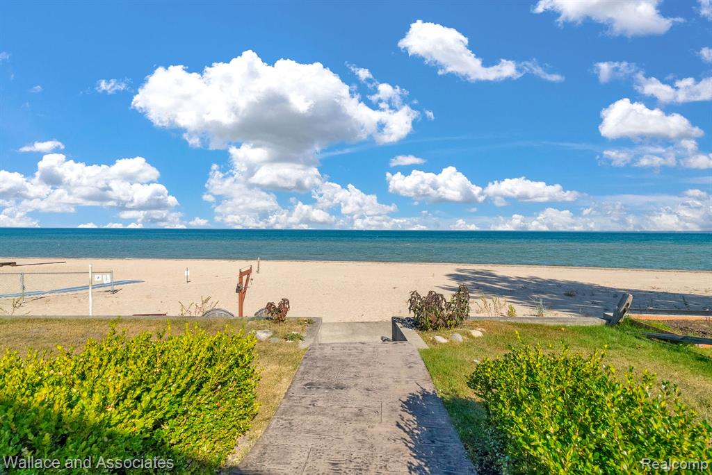 4488 Gratiot Avenue, Port Huron, MI 48060 — Photo 44