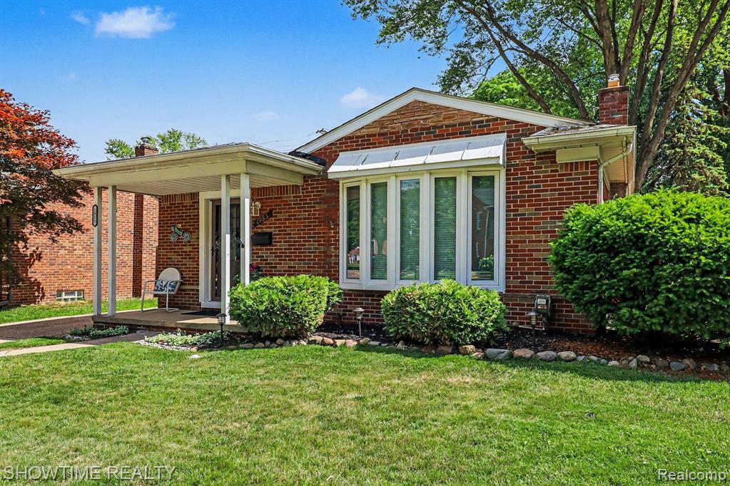 1955 Catalpa Drive, Berkley, MI 48072 — Photo 2