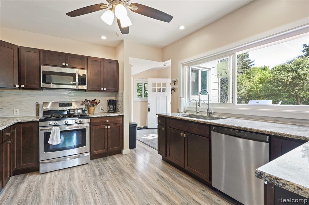 11359 Seymour Road, Gaines Vlg, MI 48436 — Photo 53