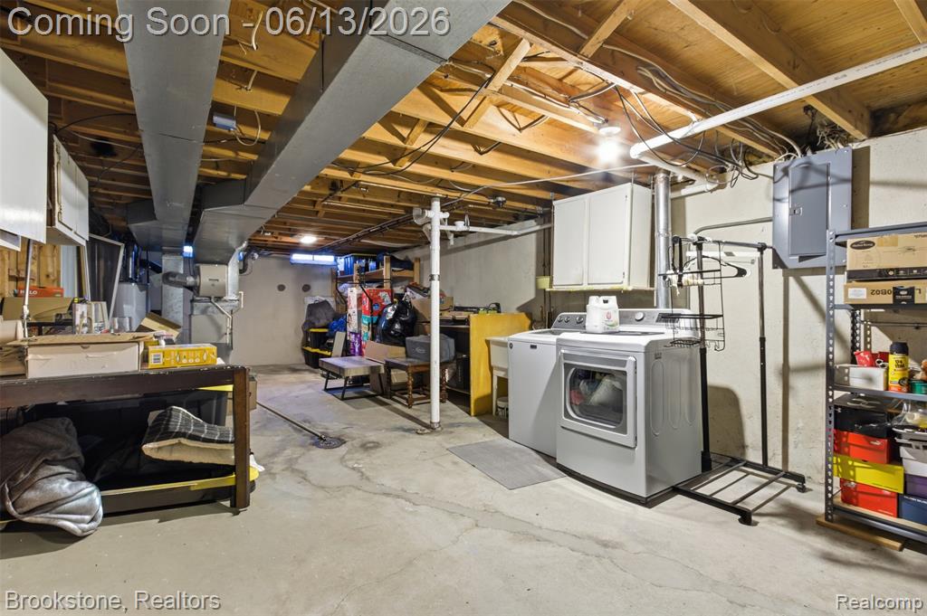 520 May Road, Rochester Hills, MI 48307 — Photo 16