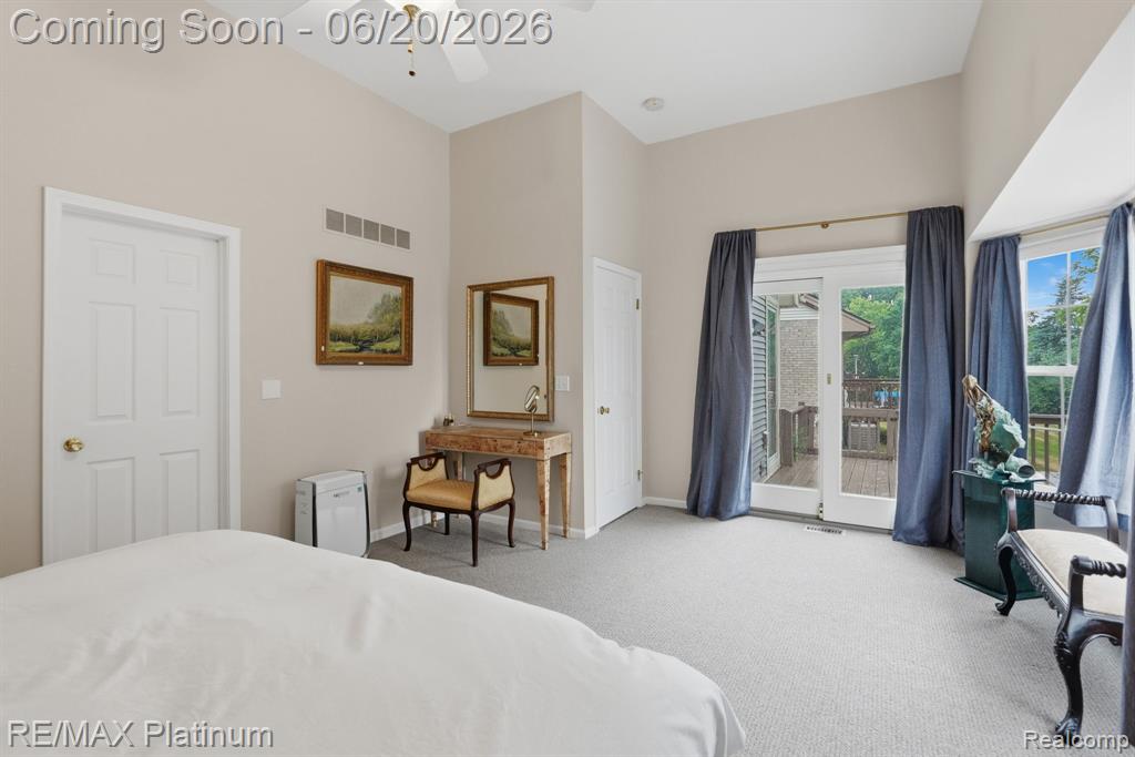 814 Whisperwood Drive, Fenton, MI 48430 — Photo 13