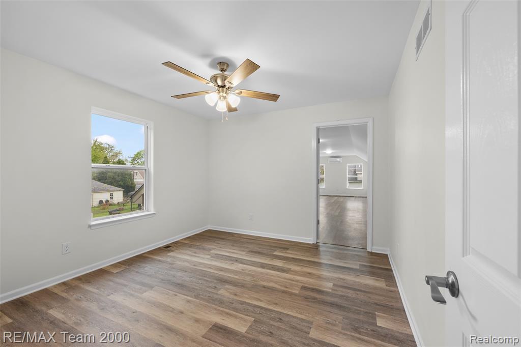 4253 Polk Street, Dearborn Heights, MI 48125 — Photo 24