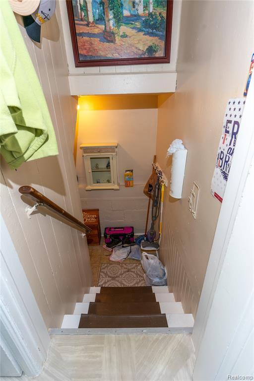 6857 Woodmont Avenue, Detroit, MI 48228 — Photo 29