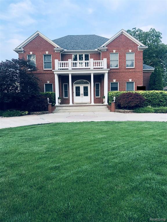 15347 Drysdale Street, Southgate, MI 48195