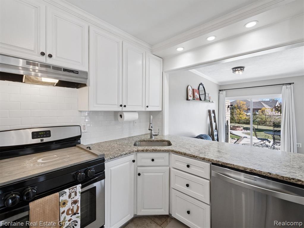 46966 McKenna Drive, Macomb, MI 48044 — Photo 20