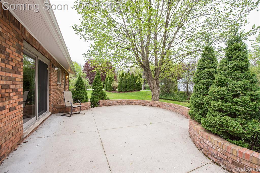 7584 Brookview Court, Brighton, MI 48116 — Photo 41