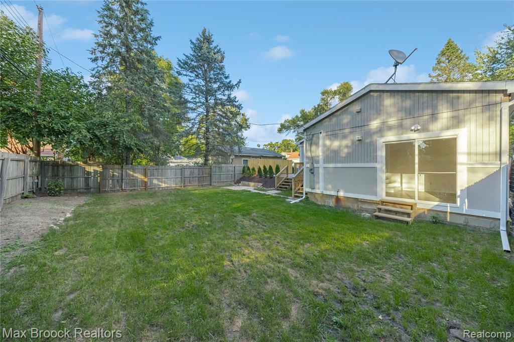 3187 Woodlawn Street, Commerce Twp, MI 48390 — Photo 49