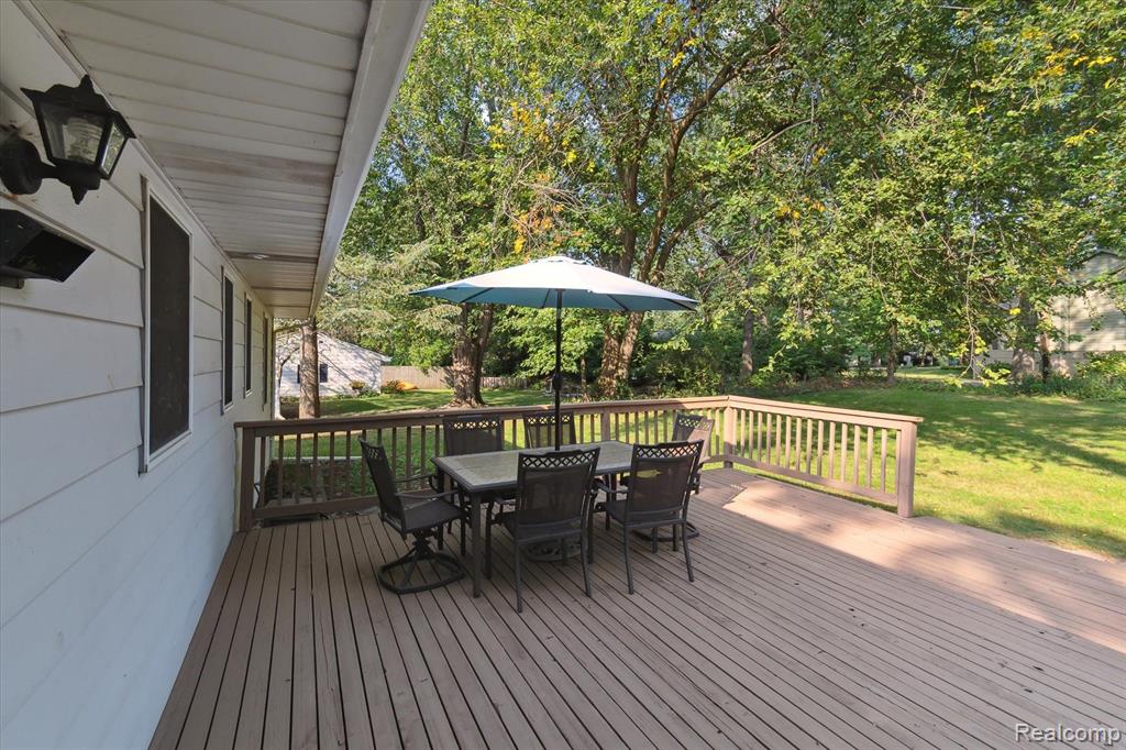 550 ROSELANE Drive, Howell, MI 48843 — Photo 38