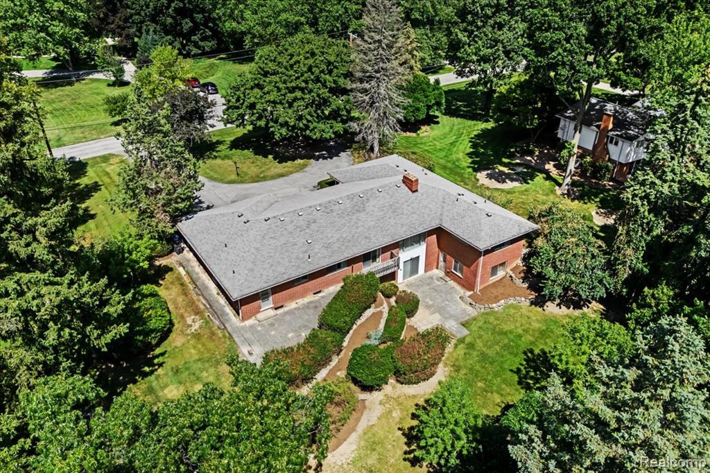 4401 Chisholm Trail Trail, Bloomfield Hills, MI 48301 — Photo 34