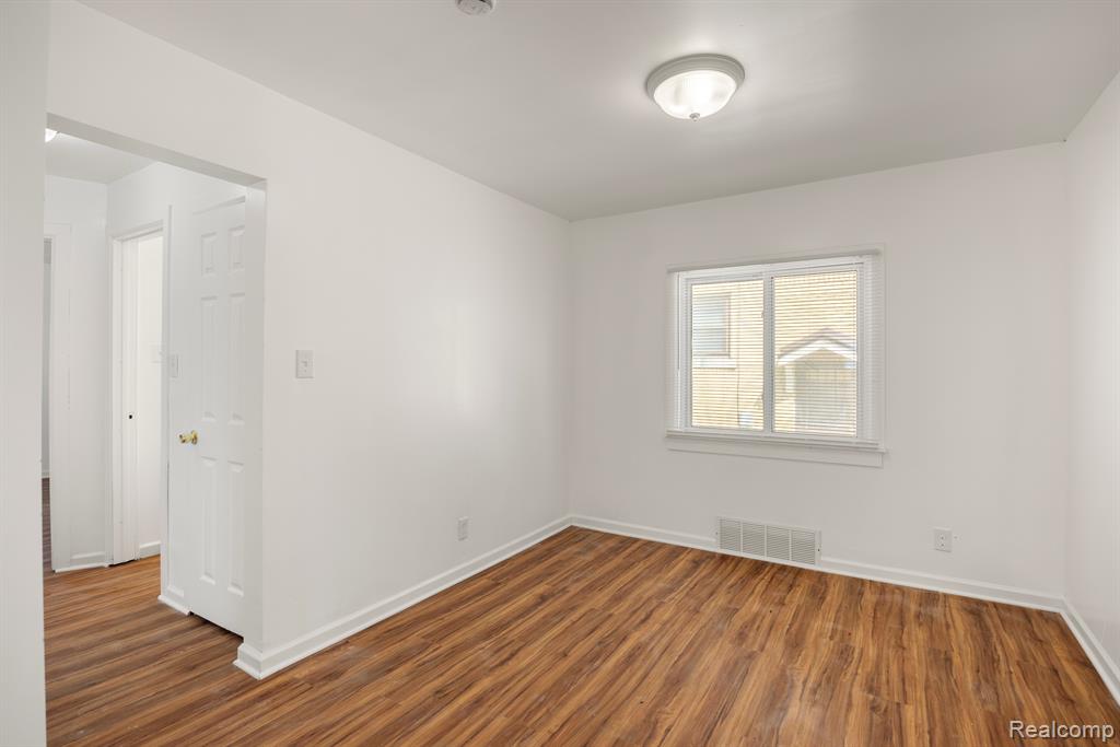 4845 HAVERHILL Street, Detroit, MI 48224 — Photo 8