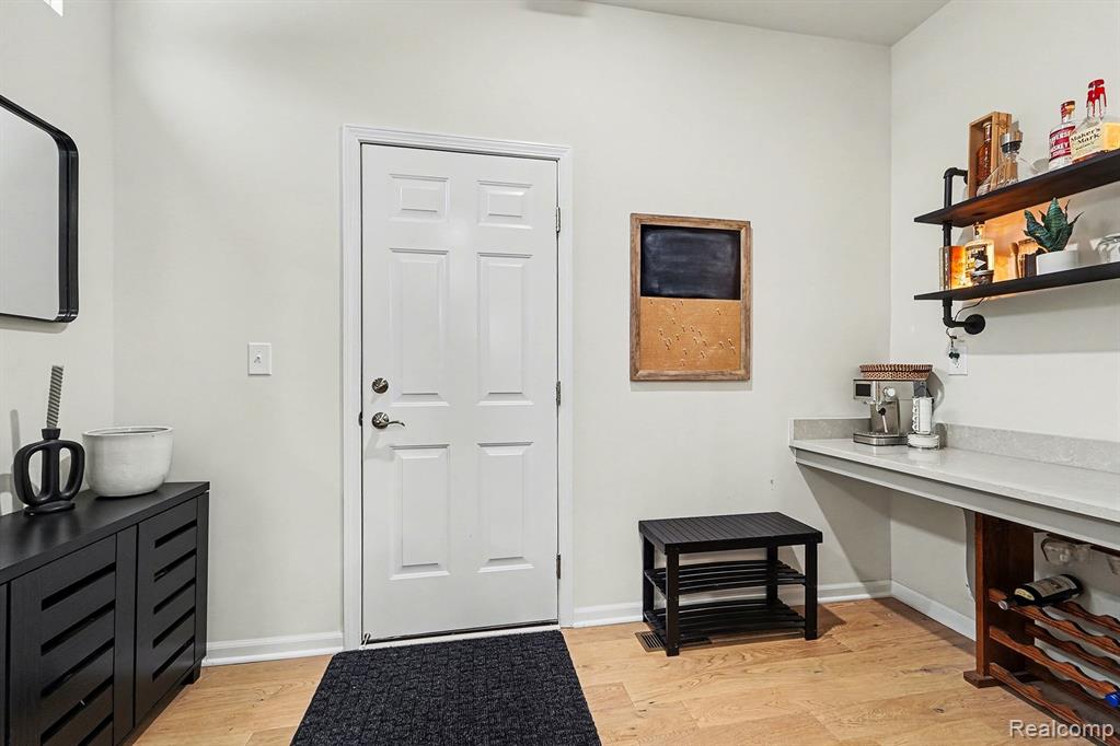 6109 Kingsley Court, Clarkston, MI — Photo 18