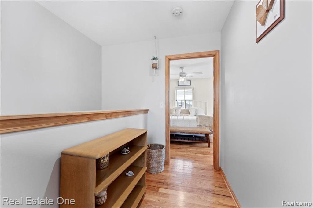 9671 STERLING Avenue, Allen Park, MI 48101 — Photo 21