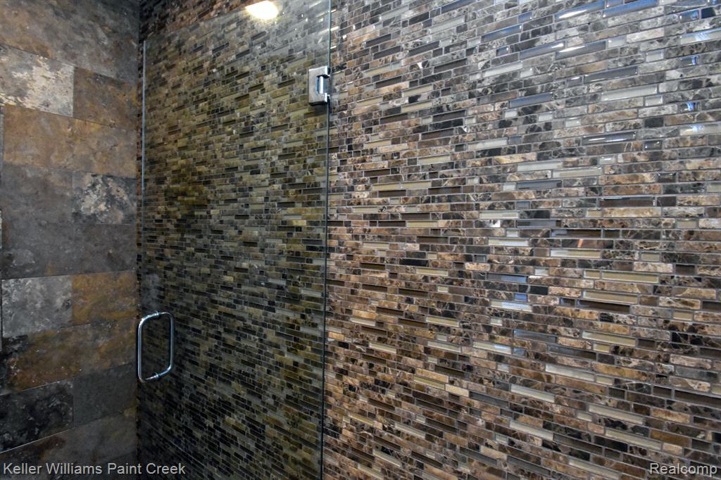 42696 FAULKNER Drive, Novi, MI 48377 — Photo 34