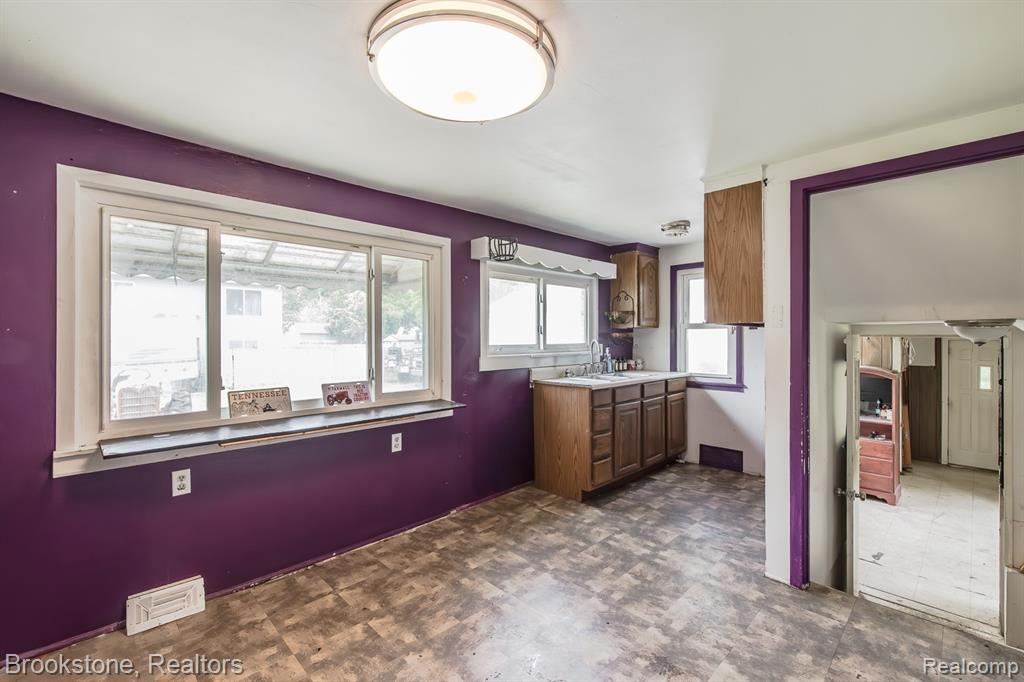725 E Sherman Street, Holly, MI 48442 — Photo 21