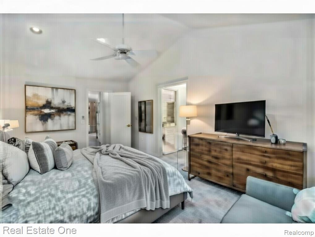 6121 Westbrooke Drive, 7, West Bloomfield, MI — Photo 12