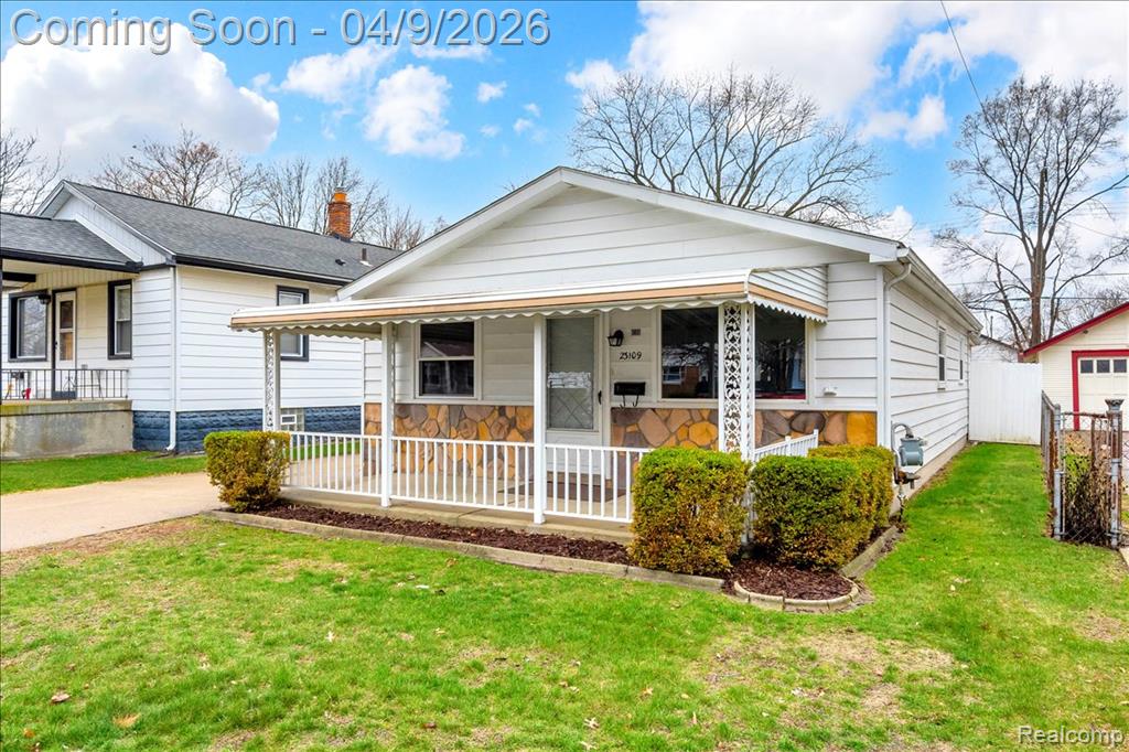23109 Harding Avenue, Hazel Park, MI 48030 — Photo 29