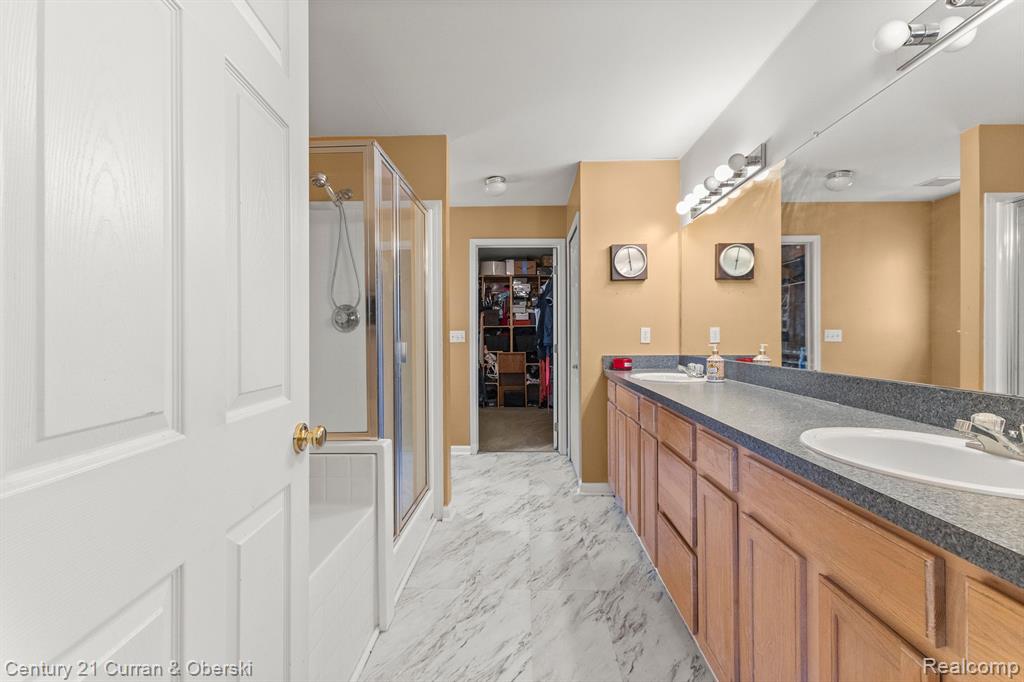 13765 COUNTRY WALK Boulevard, Belleville, MI 48111 — Photo 13