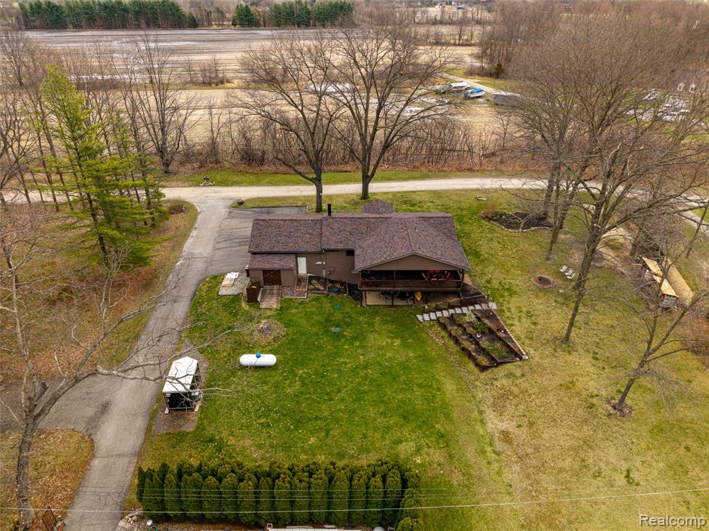 4609 Parker Drive, Howell, MI 48843 — Photo 56