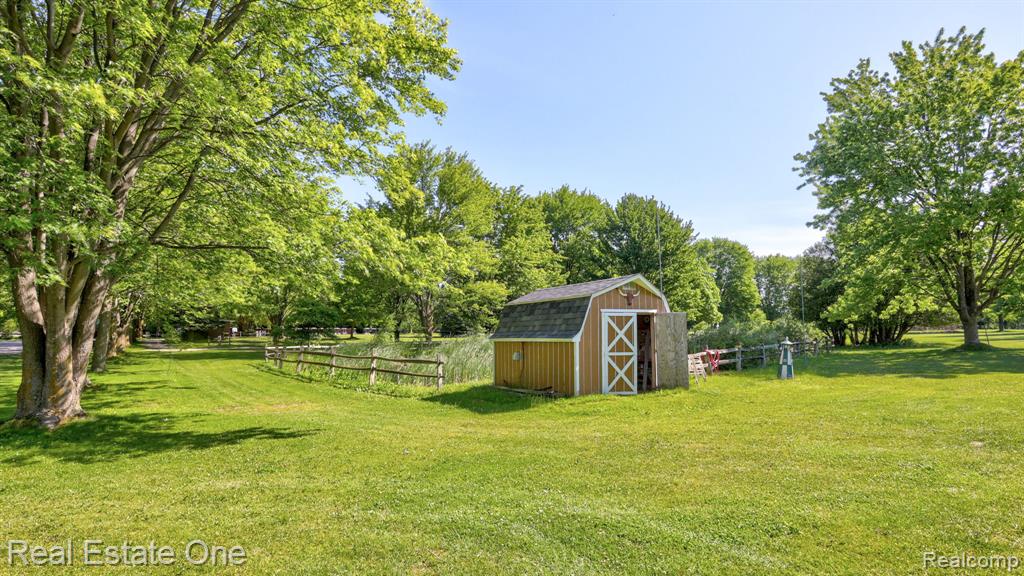 5848 Griggs Road, Caseville, MI 48725 — Photo 37