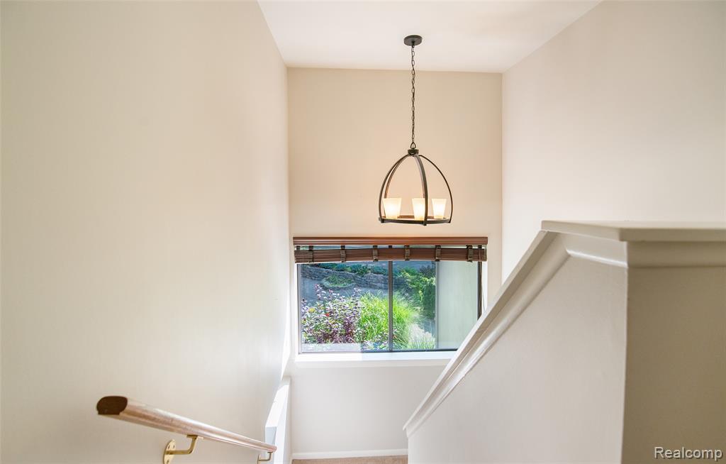 8878 Minne Wanna Road, Independence, MI 48348 — Photo 35