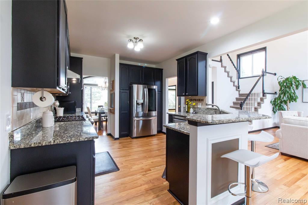 45229 Thorn Tree Lane, Macomb, MI 48044 — Photo 24