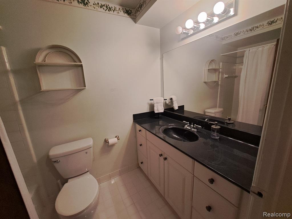 29469 BOBRICH Street, #76, Livonia, MI 48152 — Photo 9