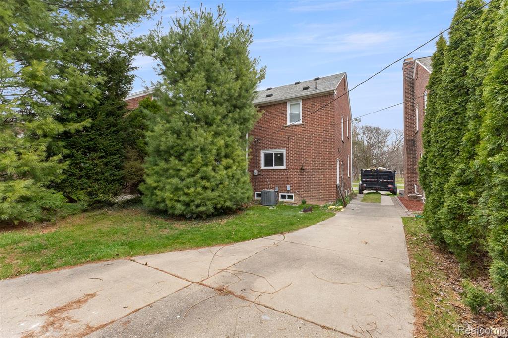 529 N MILITARY Street, Dearborn, MI 48124 — Photo 32