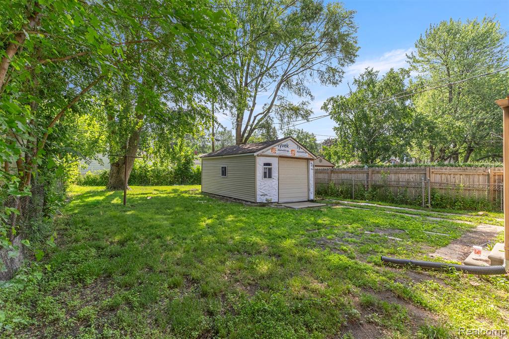 4933 Ziegler Street, Dearborn Heights, MI 48125 — Photo 29
