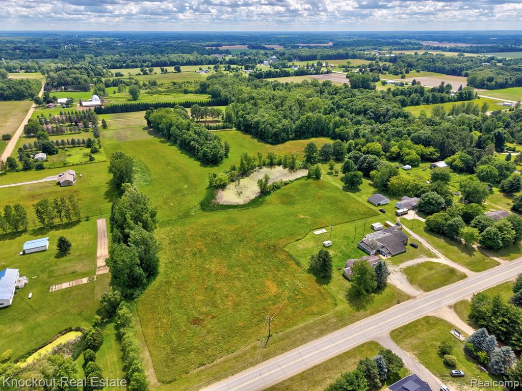 4500 Birch Run Road, Millington, MI 48746 — front exterior