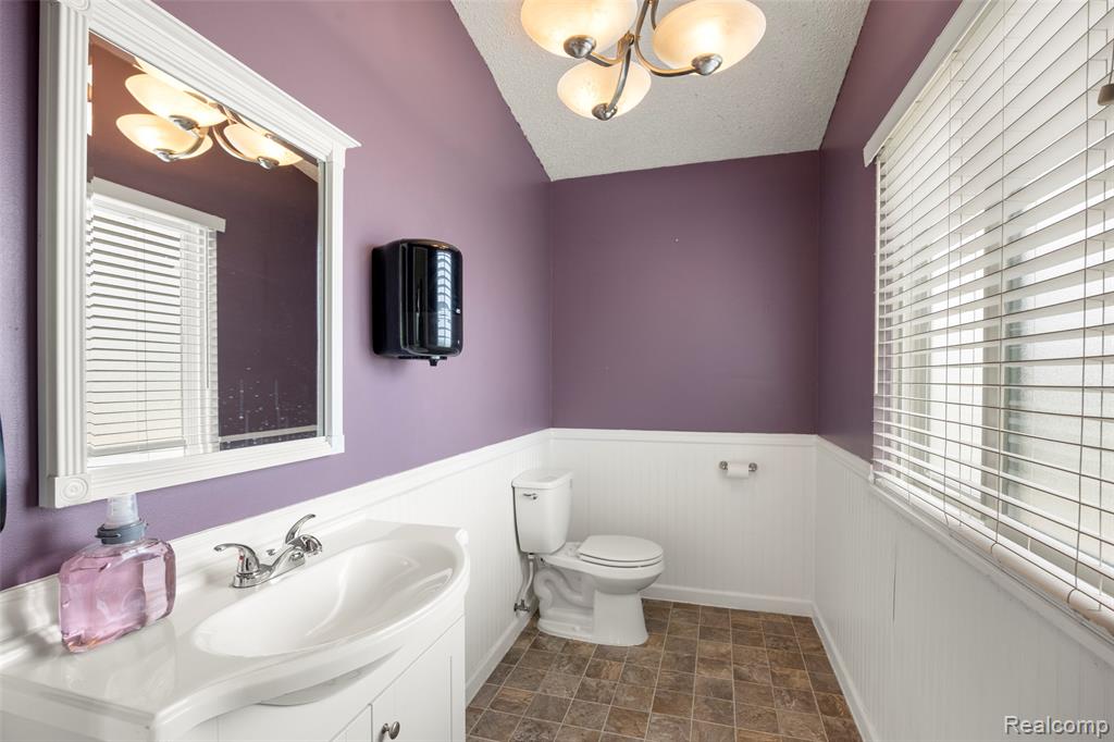 52909 10 Mile Road, South Lyon, MI 48178 — Photo 20