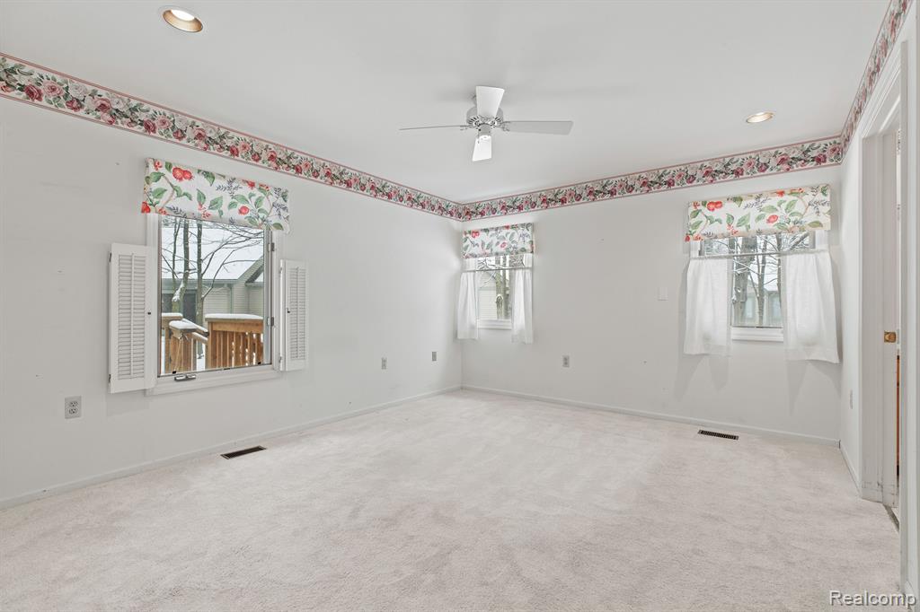 21256 SYCAMORE Court, 77, Farmington Hills, MI 48336 — Photo 16