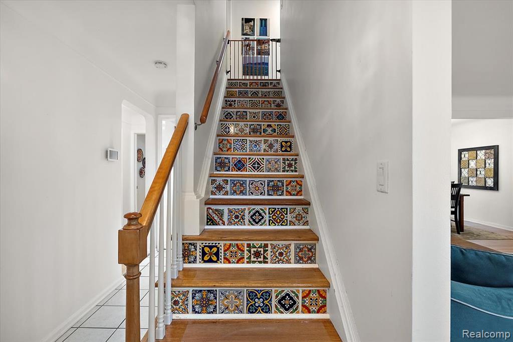 16244 Lauderdale Avenue, Beverly Hills, MI 48025 — Photo 8