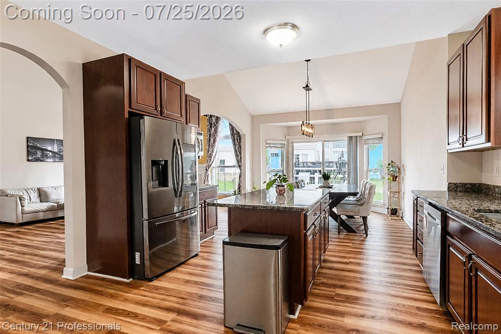 27089 Maxwell Court, Novi, MI — Photo 28