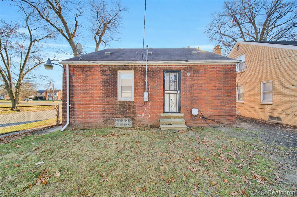 8550 W OUTER Drive, Detroit, MI 48219 — Photo 25