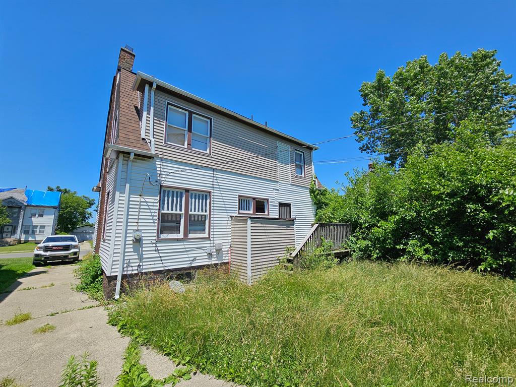 325 W NEVADA Street, Highland Park, MI 48203 — Photo 5