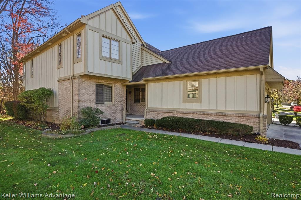 2750 Maple Forest Drive, Wixom, MI 48393 — Photo 31