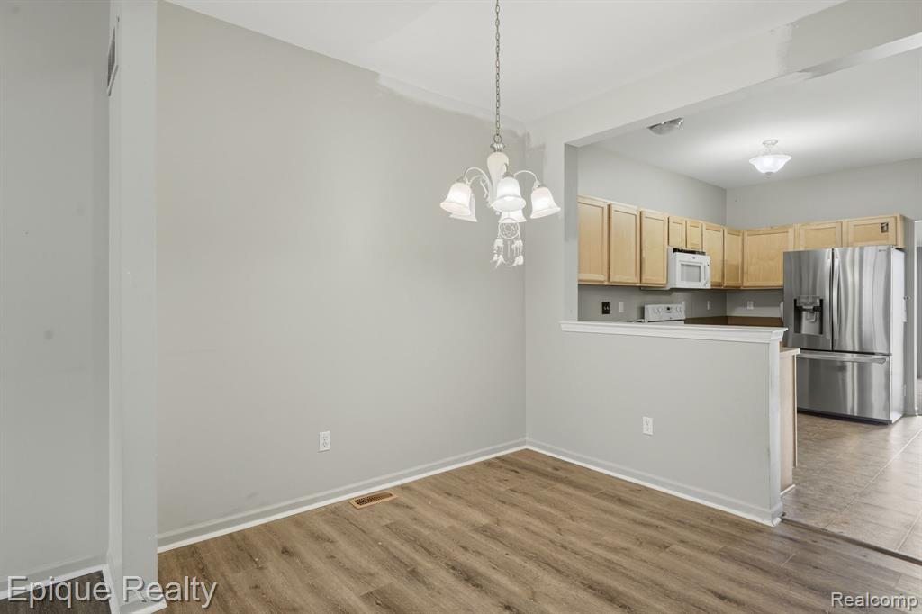 2206 Knotty Pine Trail, Howell, MI 48855 — Photo 10