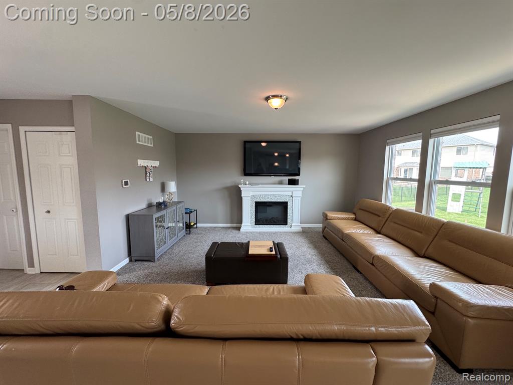 20489 Damask Circle, Clinton Twp, MI 48038 — Photo 14