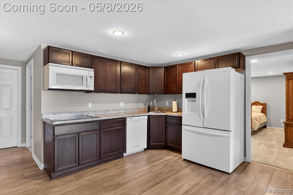 8955 Sandy Ridge Drive, White Lake, MI — Photo 30