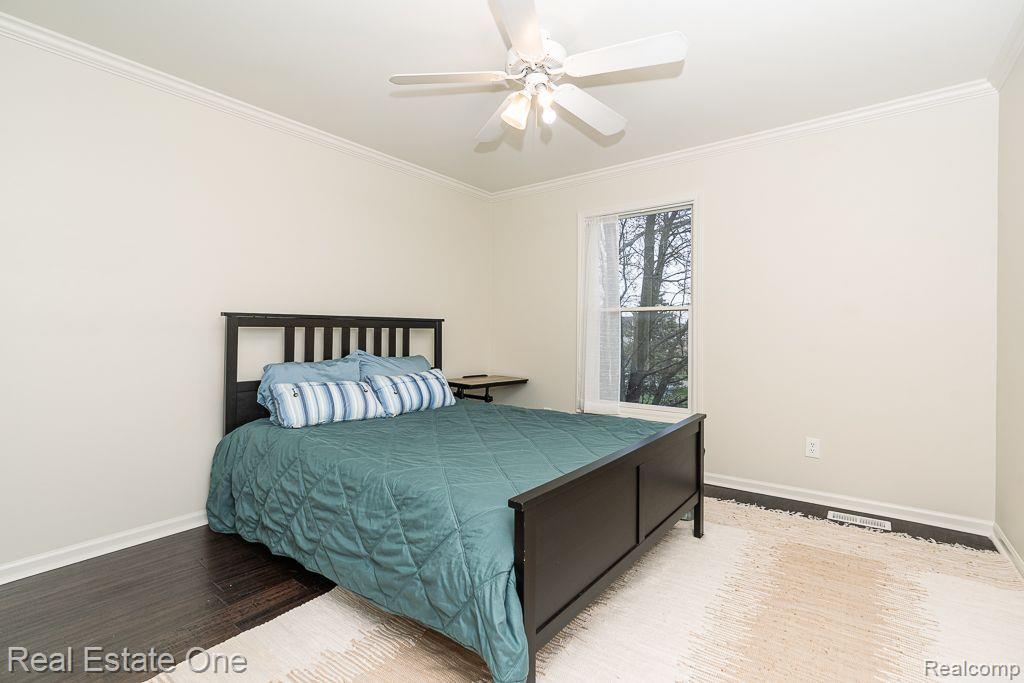743 Caribou Court, Rochester, MI 48307 — Photo 32