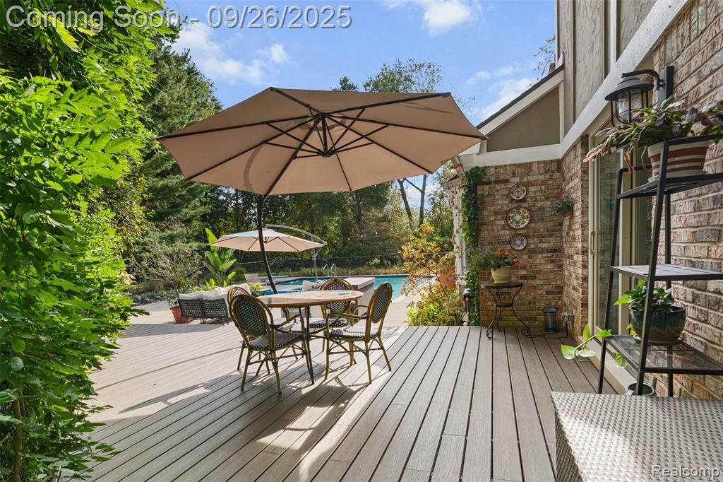 523 Uphill Road, Milford, MI 48381 — Photo 46
