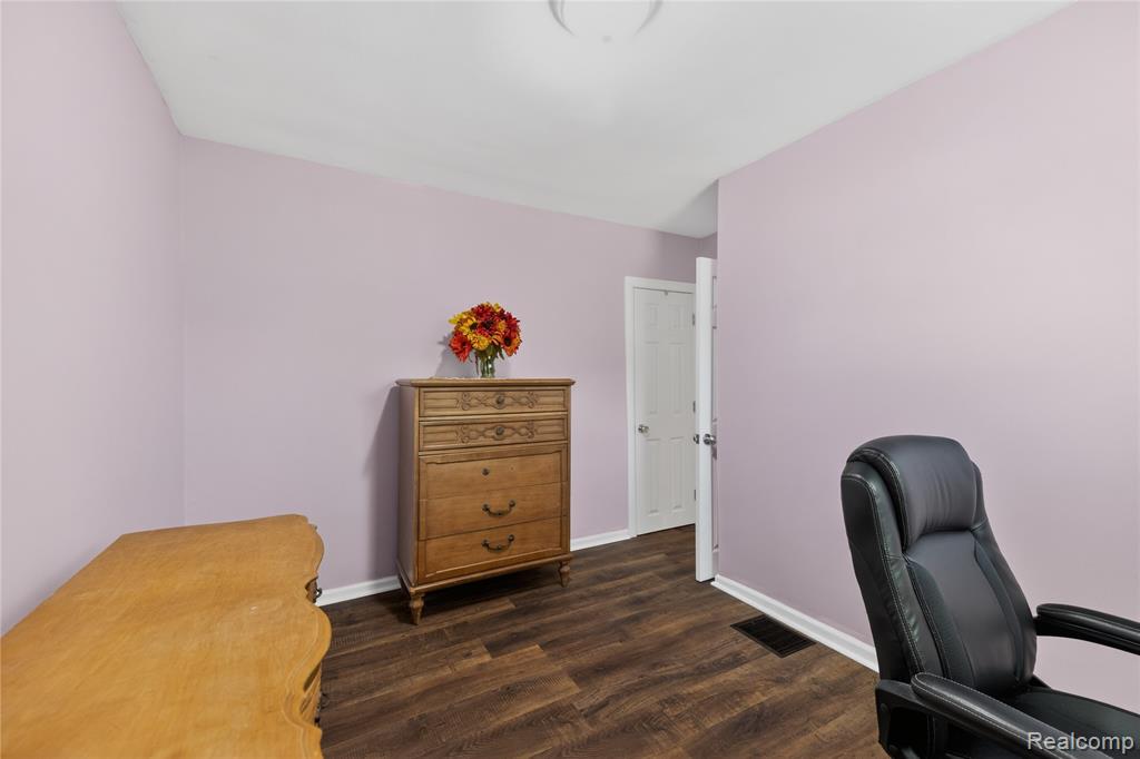 826 Goddard Street, Wyandotte, MI 48192 — Photo 22