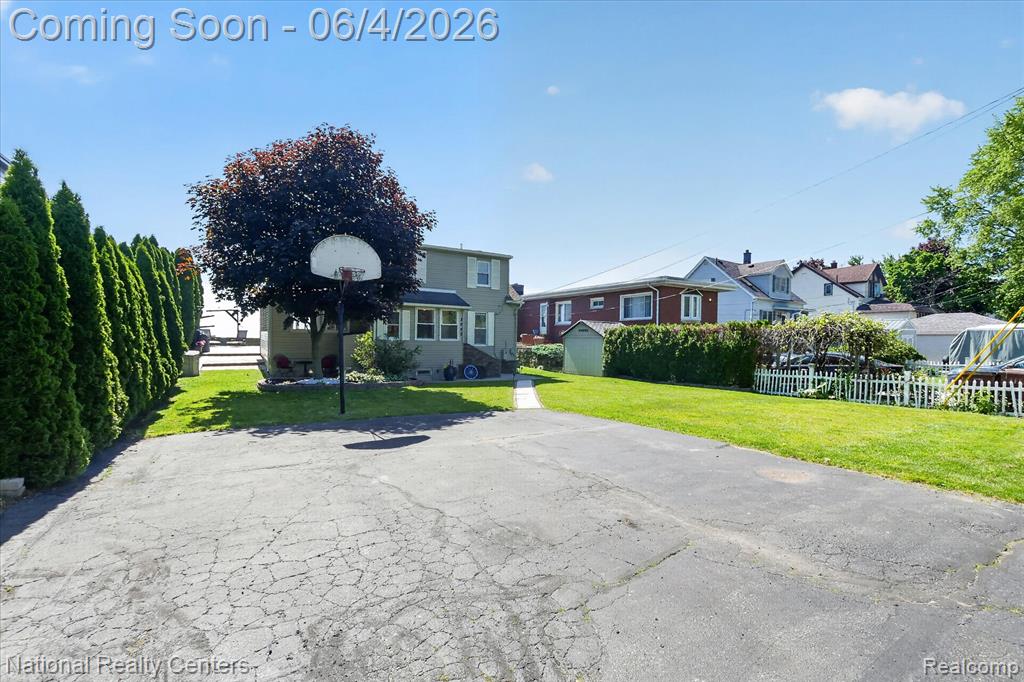 3946 Lakeshore Drive, Newport, MI 48166 — Photo 2