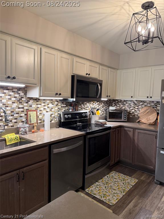 5804 Northfield Parkway, Troy, MI 48098 — Photo 9