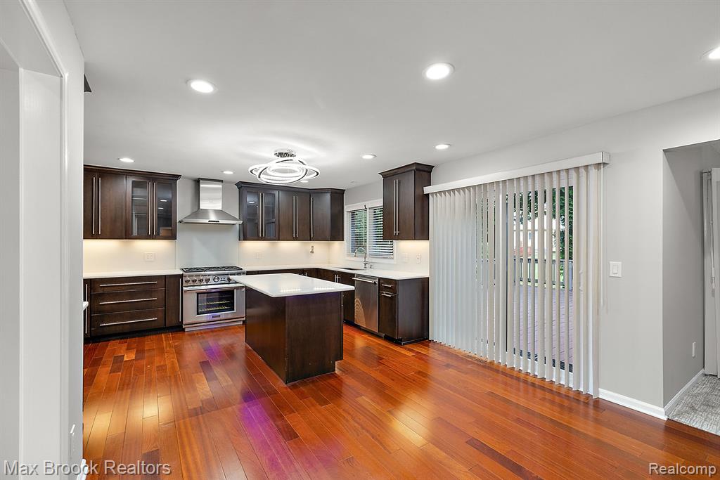 4696 PIER Court, Troy, MI 48098 — Photo 8